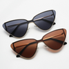 Léonie™ | Retro kattøyet solbrille med oppadbuet silhuett, elegant ramme og UV400-beskyttelse