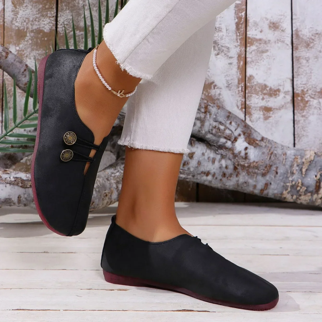 Klaudia™ | En semsket loafer som beveger seg med deg