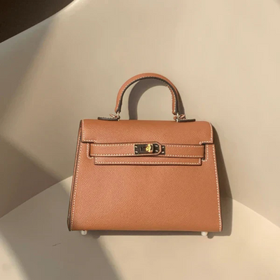 Lunella™ | Stilren clutch i kunstskinn