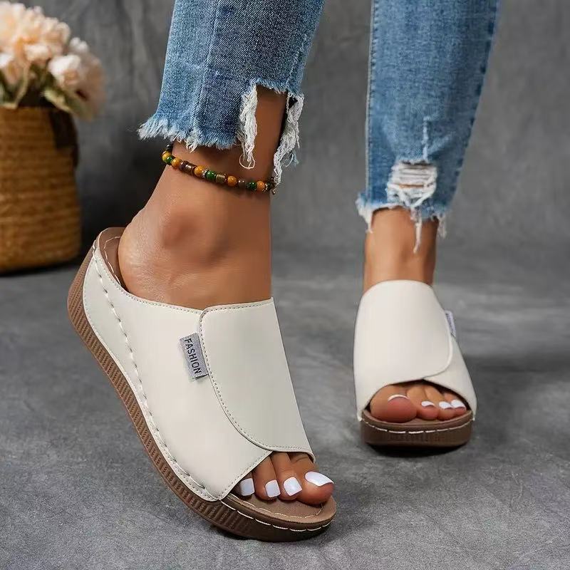 Annie™ | Sandal med kilehæl