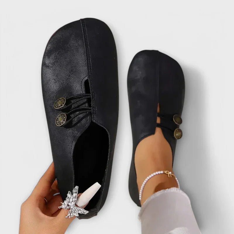 Klaudia™ | En semsket loafer som beveger seg med deg