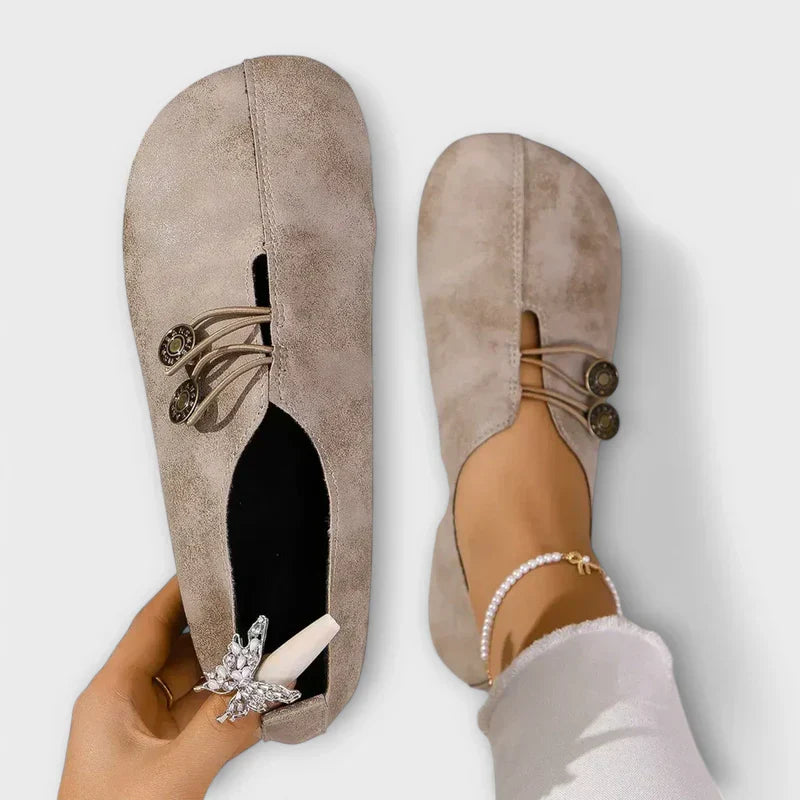 Klaudia™ | En semsket loafer som beveger seg med deg