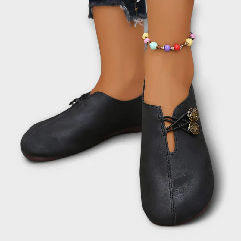 Klaudia™ | En semsket loafer som beveger seg med deg