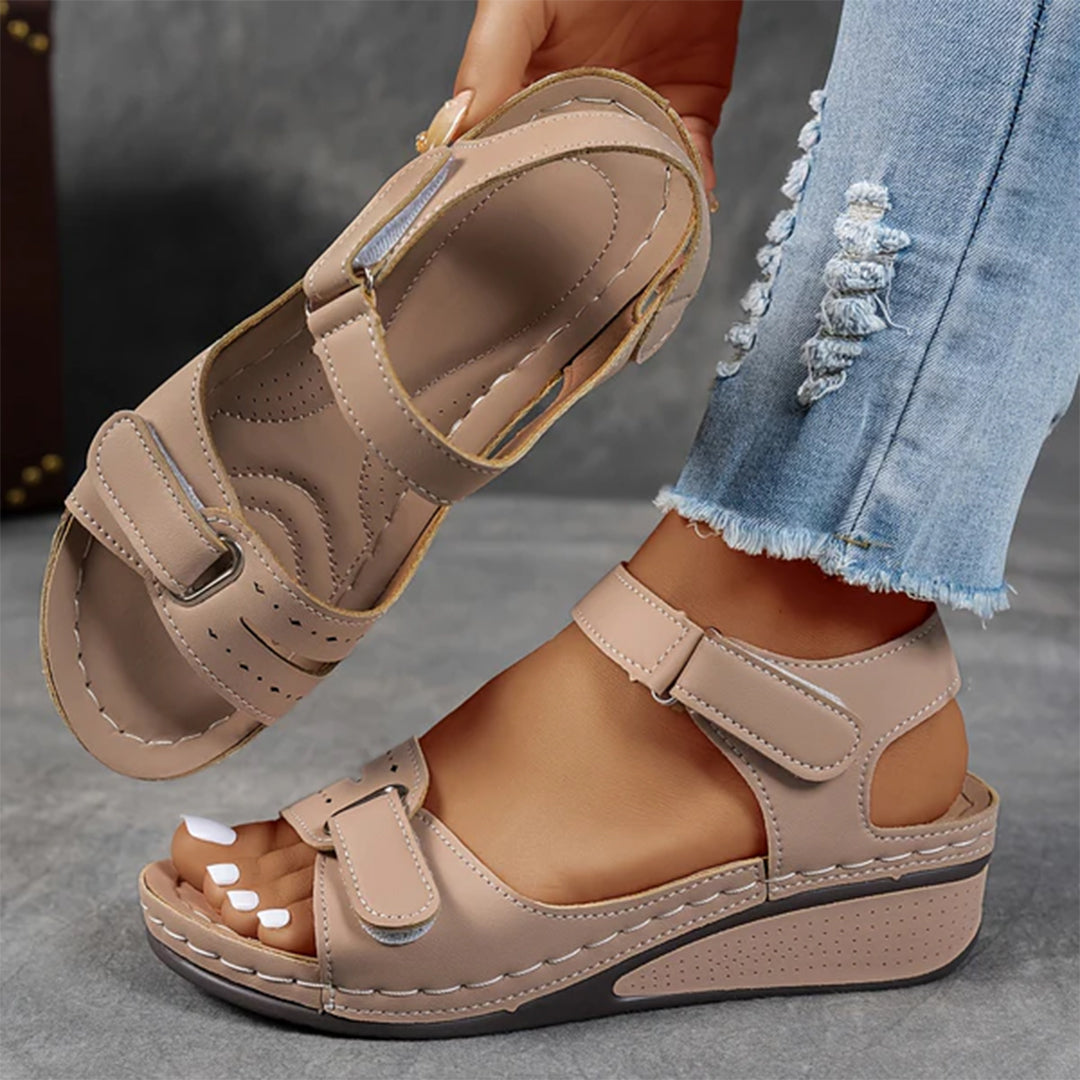 Inez™ | Stilige ortopediske sandaler